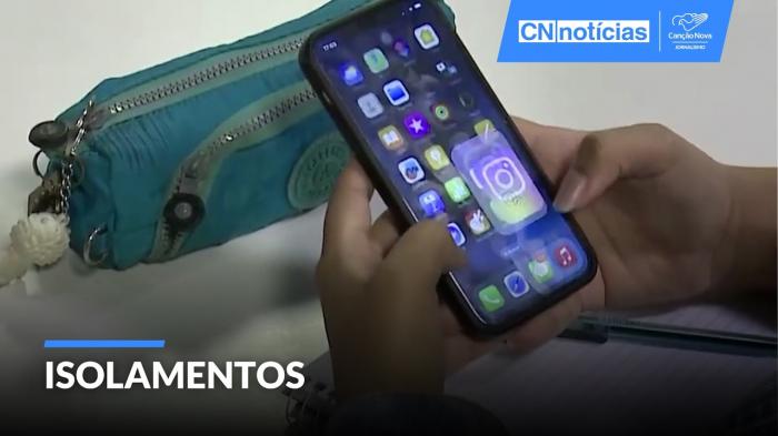 Conversas e amizades ficam em segundo plano com uso de telas -3012
